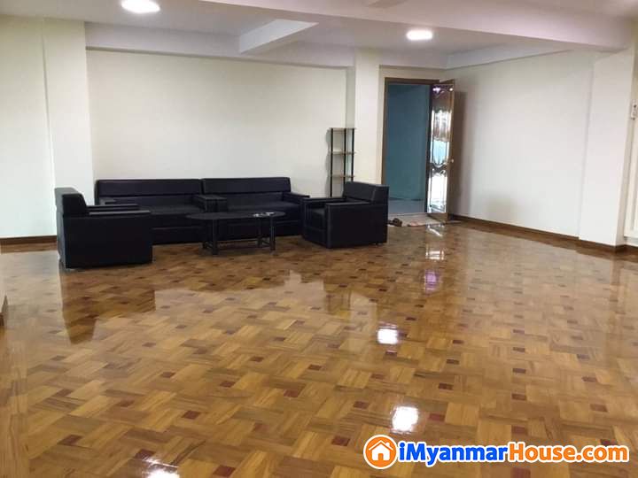 ရန်ကင်း ပြည်သာယာလမ်းမအနီးရှိ (1600sqft) 3200သိန်းရောင်းမည် 09422888892/ 09422888894 - ရောင်းရန် - ရန်ကင်း (Yankin) - ရန်ကုန်တိုင်းဒေသကြီး (Yangon Region) - 3,200 သိန်း (ကျပ်) - S-11189004 | iMyanmarHouse.com