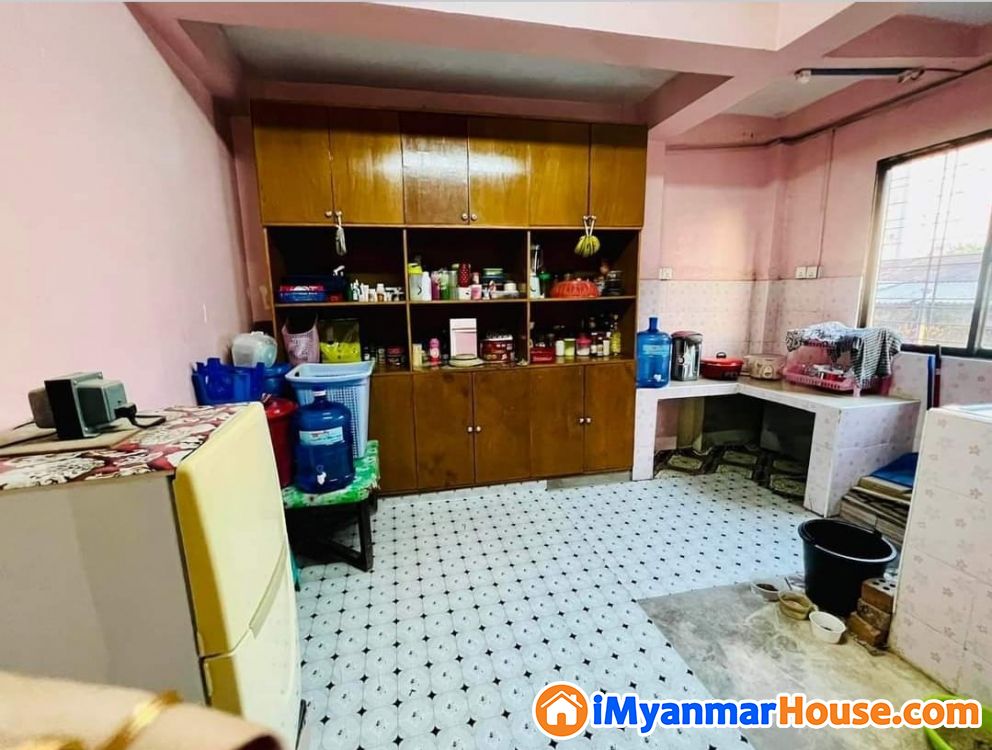 စမ်းချောင်း၊မြင့်မိုရ်လမ်းမပေါ် ရှိ. ရှယ်ပြင်ပြီး၊ တိုက်ခန်းရောင်းမည်။ - For Sale - စမ်းချောင်း (Sanchaung) - ရန်ကုန်တိုင်းဒေသကြီး (Yangon Region) - 900 Lakh (Kyats) - S-11203892 | iMyanmarHouse.com