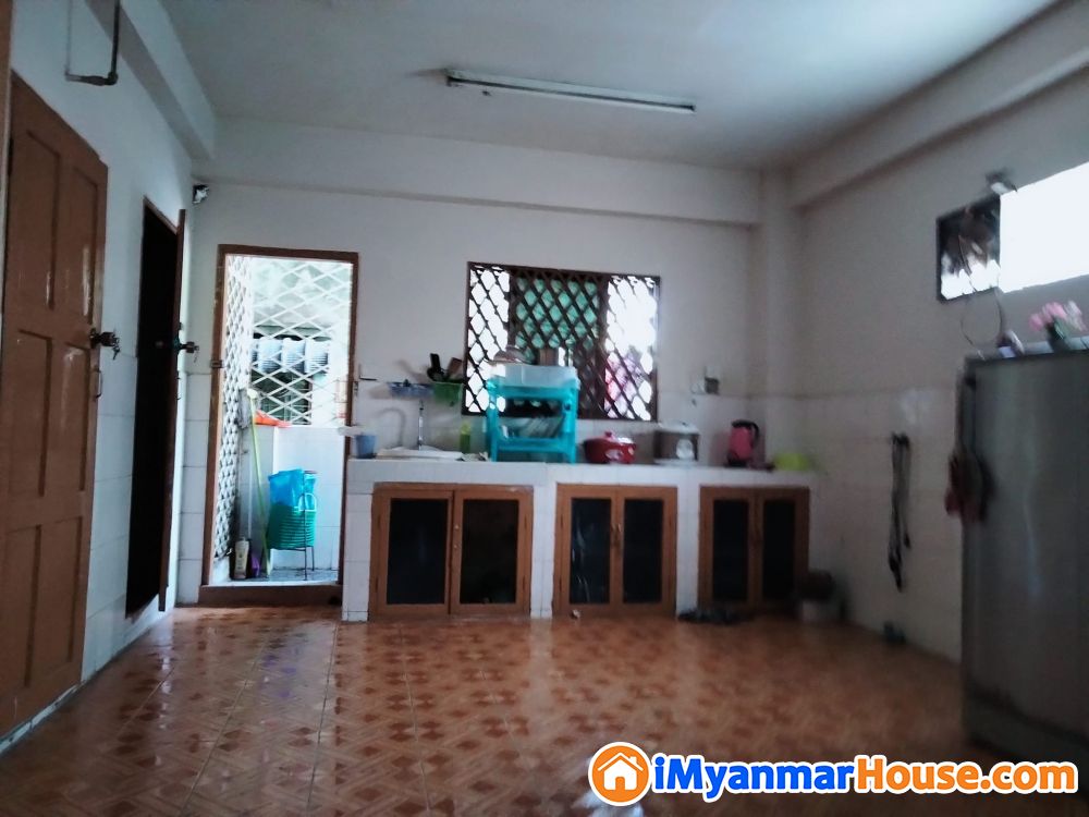 20x80 ကျောက်ကုန်းနီးရှိ အသင့်နေ ပထမထပ် ထောင့်ခန်းကျယ်အမြန်ရောင်းမည် - ရောင်းရန် - ရန်ကင်း (Yankin) - ရန်ကုန်တိုင်းဒေသကြီး (Yangon Region) - 2,100 သိန်း (ကျပ်) - S-11265089 | iMyanmarHouse.com