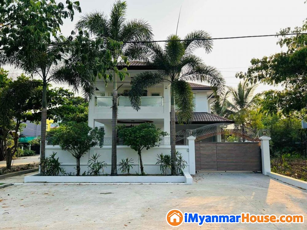 ရောင်း မြောက်ဒဂုံ 2Rc master4 Ac5
ရာဇဓိရာဇ်လမ်းမကြီးဒဲ့ပေါက် - ရောင်းရန် - ဒဂုံမြို့သစ် မြောက်ပိုင်း (Dagon Myothit (North)) - ရန်ကုန်တိုင်းဒေသကြီး (Yangon Region) - 6,000 သိန်း (ကျပ်) - S-11287554 | iMyanmarHouse.com