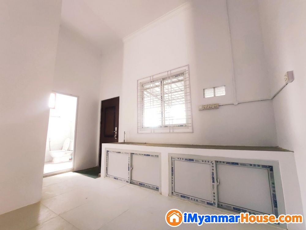 ပြင်ဦးလွင် မဟာအံ့ထူးကံသာ ဘုရာကြီးအနီးမှ အိမ်အရောင်း - For Sale - ပြင်ဦးလွင် (Pyin Oo Lwin) - မန္တလေးတိုင်းဒေသကြီး (Mandalay Region) - 2,500 Lakh (Kyats) - S-11405852 | iMyanmarHouse.com