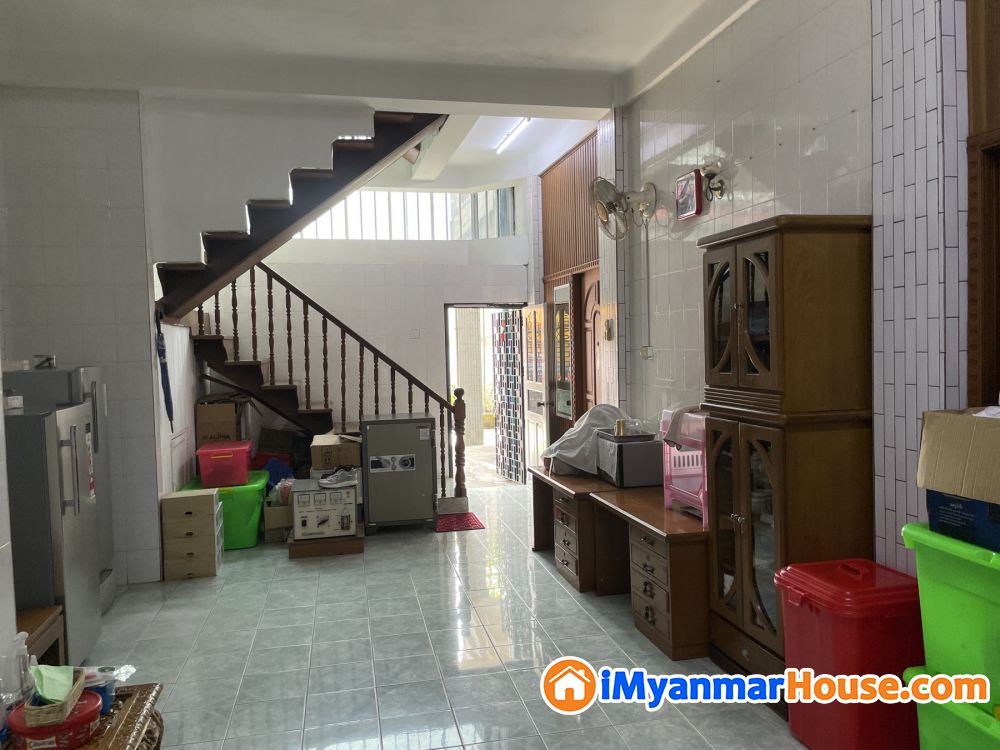 ✅စီးပွါးရေးလုပ်ရန် လူနေရန် ရုံးခန်းဖွင့်ရန်အတွက်အကောင်းဆုံး မရမ်းကုန်း လမ်းမတန်း ရှိလုံးချင်း အိမ်နှင့်ခြံနေရာကောင်းလေးပိုင်ရှင်ကိုယ်တိုင်အမြန်ရောင်းမည် ✨ - ရောင်းရန် - မရမ်းကုန်း (Mayangone) - ရန်ကုန်တိုင်းဒေသကြီး (Yangon Region) - 18,500 သိန်း (ကျပ်) - S-11815326 | iMyanmarHouse.com