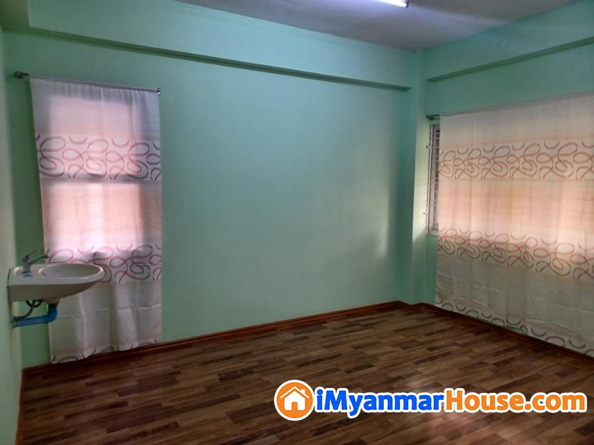 မလိခအိမ်ယာဝန်းတိုက်ခန်း ရောင်းရန်ရှိသည်။ - ရောင်းရန် - သင်္ဃန်းကျွန်း (Thingangyun) - ရန်ကုန်တိုင်းဒေသကြီး (Yangon Region) - 2,500 သိန်း (ကျပ်) - S-11856274 | iMyanmarHouse.com