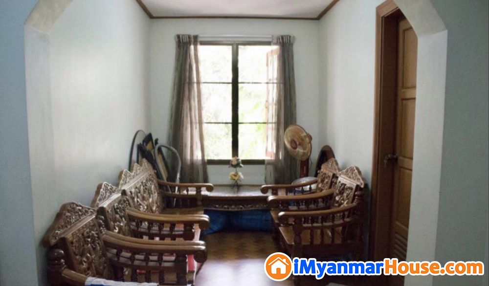 မရမ်းကုန်းမြို့နယ်အတွင်း ရွှေနှင်းဆီလမ်း စိတ်ငြိမ်ရပ်ကွက်ရှိ နှစ်ထပ်အိမ်ရောင်းရန်ရှိသည် - ရောင်းရန် - မရမ်းကုန်း (Mayangone) - ရန်ကုန်တိုင်းဒေသကြီး (Yangon Region) - 12,000 သိန်း (ကျပ်) - S-9448004 | iMyanmarHouse.com