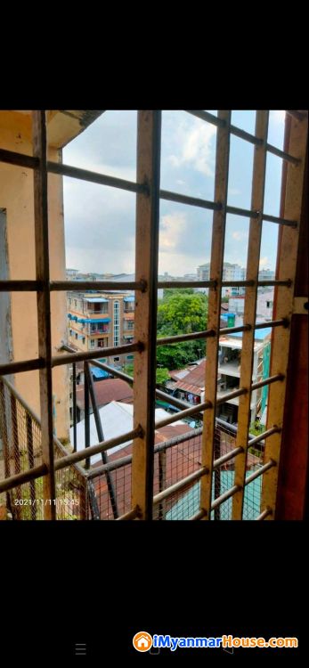 လှည်းတန်းကမာရွတ်မြို့နယ်ဗဟိုလမ်းအနီးတွင်တိုက်ခန်းရောင်းမည်။ - ရောင်းရန် - ကမာရွတ် (Kamaryut) - ရန်ကုန်တိုင်းဒေသကြီး (Yangon Region) - 380 သိန်း (ကျပ်) - S-9678598 | iMyanmarHouse.com