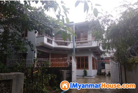 ဗဟန်း ရွှေတောင်ကြားတွင် လုံးချင်းအိမ်ရောင်းရန်ရှိသည်။ - ရောင်းရန် - ဗဟန်း (Bahan) - ရန်ကုန်တိုင်းဒေသကြီး (Yangon Region) - 15,000 သိန်း (ကျပ်) - S-11203443 | iMyanmarHouse.com