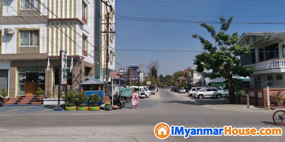 ပြင်ဦးလွင် မြို့လယ်ခေါင် လုံးခြင်းအိမ် - ရောင်းရန် - ပြင်ဦးလွင် (Pyin Oo Lwin) - မန္တလေးတိုင်းဒေသကြီး (Mandalay Region) - 2,600 သိန်း (ကျပ်) - S-9639708 | iMyanmarHouse.com