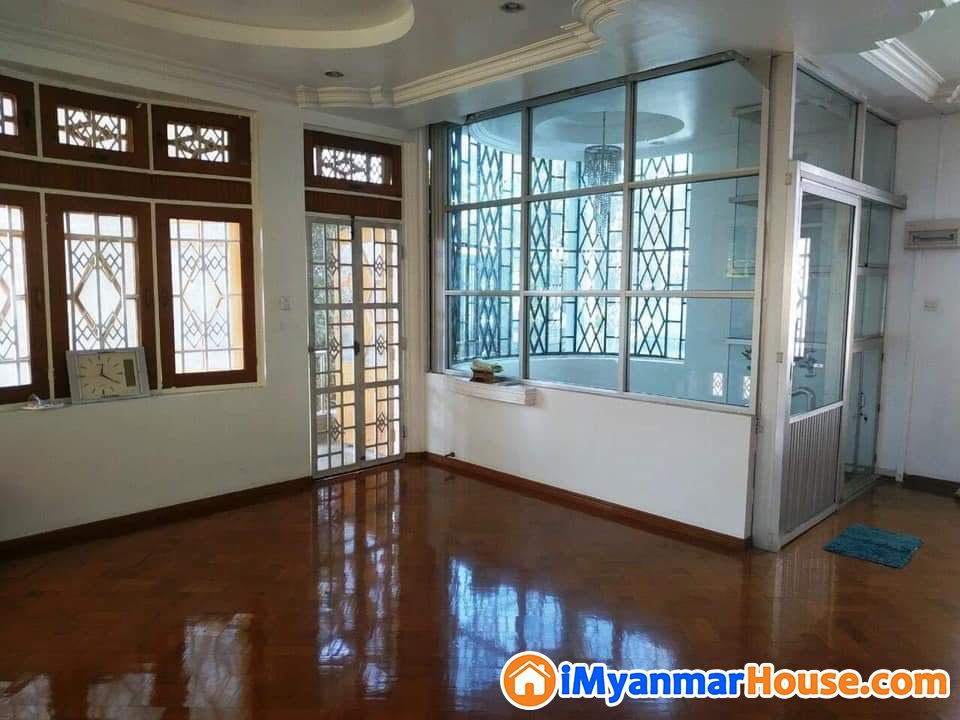 စမ္းေခ်ာင္းလမ္းအနီး ႏွစ္ထပ္ခြဲလံုးခ်င္းအေရာင္း - ရောင်းရန် - စမ်းချောင်း (Sanchaung) - ရန်ကုန်တိုင်းဒေသကြီး (Yangon Region) - 7,900 သိန်း (ကျပ်) - S-9924356 | iMyanmarHouse.com