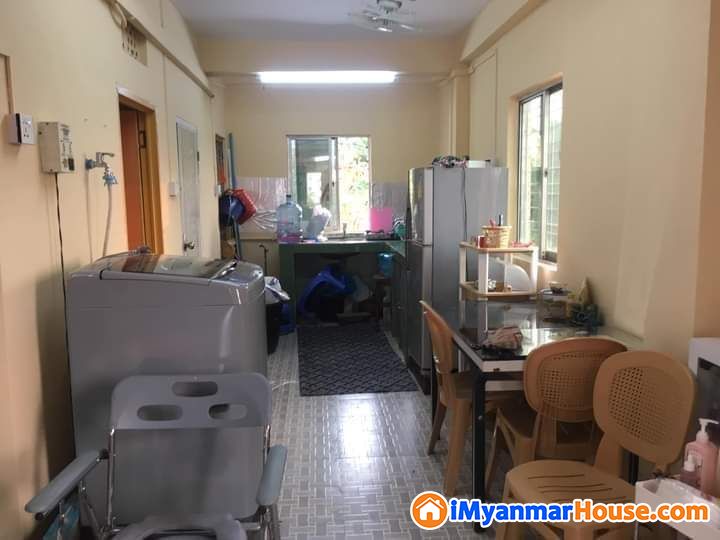 သံသုမာလမ်းမကြီးအနီး ပြင်ဆင်ပြီး အသင့်နေ စျေးတန် အခန်းလေး ရောင်းမည် - ရောင်းရန် - တောင်ဥက္ကလာပ (South Okkalapa) - ရန်ကုန်တိုင်းဒေသကြီး (Yangon Region) - 300 သိန်း (ကျပ်) - S-9910964 | iMyanmarHouse.com