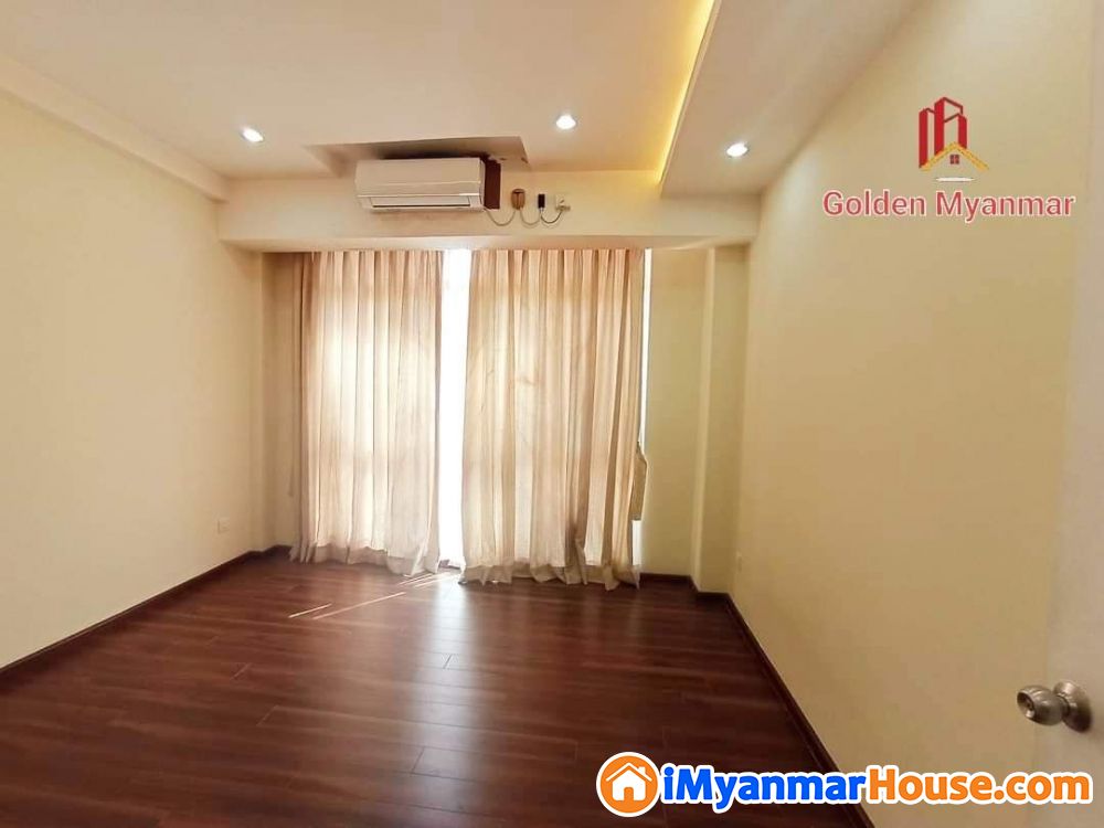 Star City Condo အလွှာမြင့် 2 Bedrooms Type အခန်းအရောင်း။ For Sale