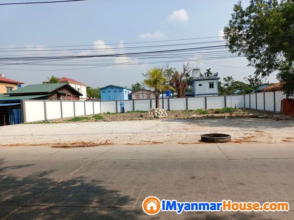 ပေအကျယ် (၄၀×၆၀) နှစ်ကွက်တွဲ လမ်းမတန်းမြေကွက်ရောင်းမည် - ရောင်းရန် - ဒဂုံမြို့သစ် မြောက်ပိုင်း (Dagon Myothit (North)) - ရန်ကုန်တိုင်းဒေသကြီး (Yangon Region) - 7,500 သိန်း (ကျပ်) - S-9944285 | iMyanmarHouse.com