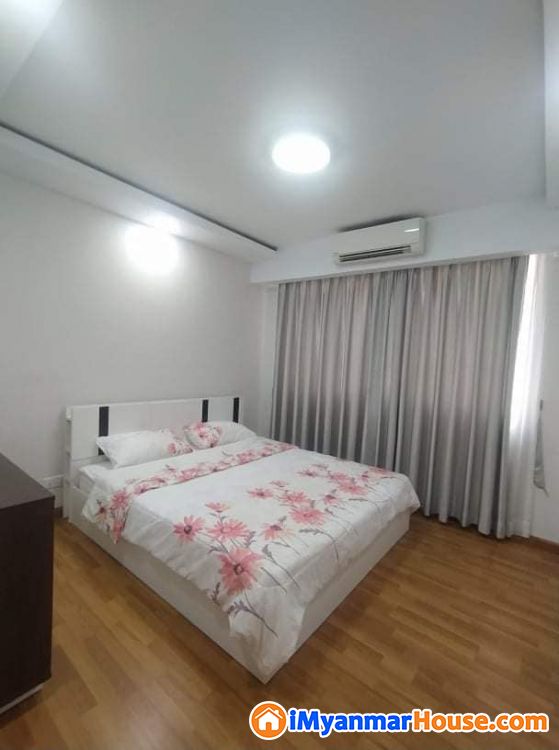 အိပ်ခန်းနှစ်ခန်းပါ Star City Condo အခန်းသန့်လေးရောင်းမည်။ - ရောင်းရန် - သံလျင် (Thanlyin) - ရန်ကုန်တိုင်းဒေသကြီး (Yangon Region) - 1,800 သိန်း (ကျပ်) - S-9996702 | iMyanmarHouse.com