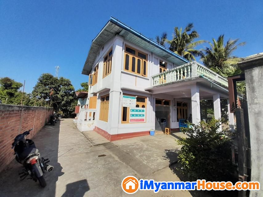ပေအကျယ် (၁၀၀×၁၀၀) လုံးချင်း အိမ်နှင့်ခြံ ရောင်းမည်။ - ရောင်းရန် - မိုးညှင်း (Mohnyin) - ကချင်ပြည်နယ် (Kachin State) - 2,500 သိန်း (ကျပ်) - S-9952321 | iMyanmarHouse.com